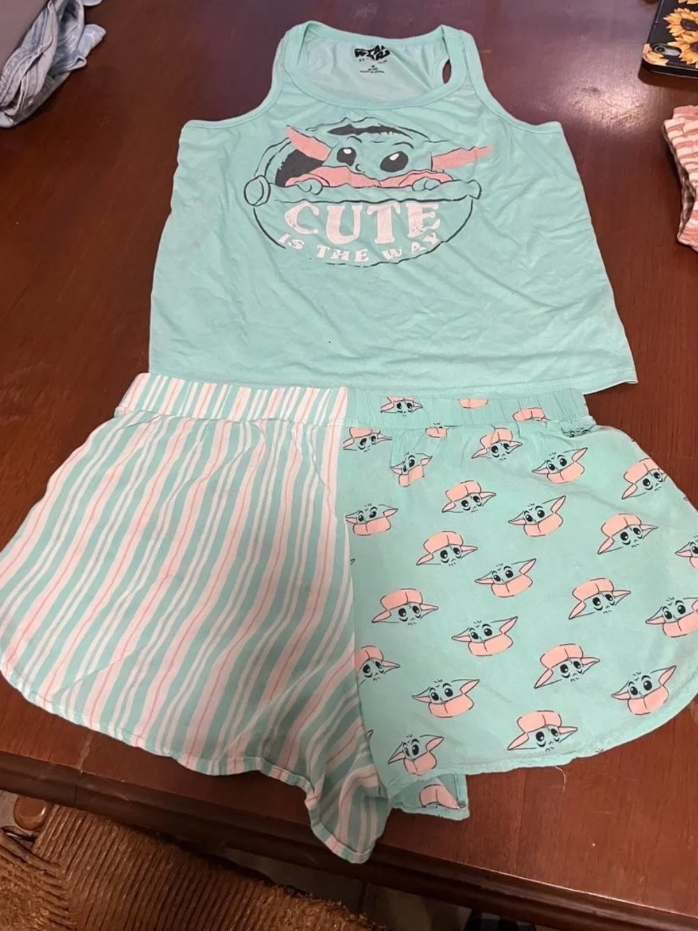 Star Wars Women’s Mint Green Baby Yoda Short Pajama Set